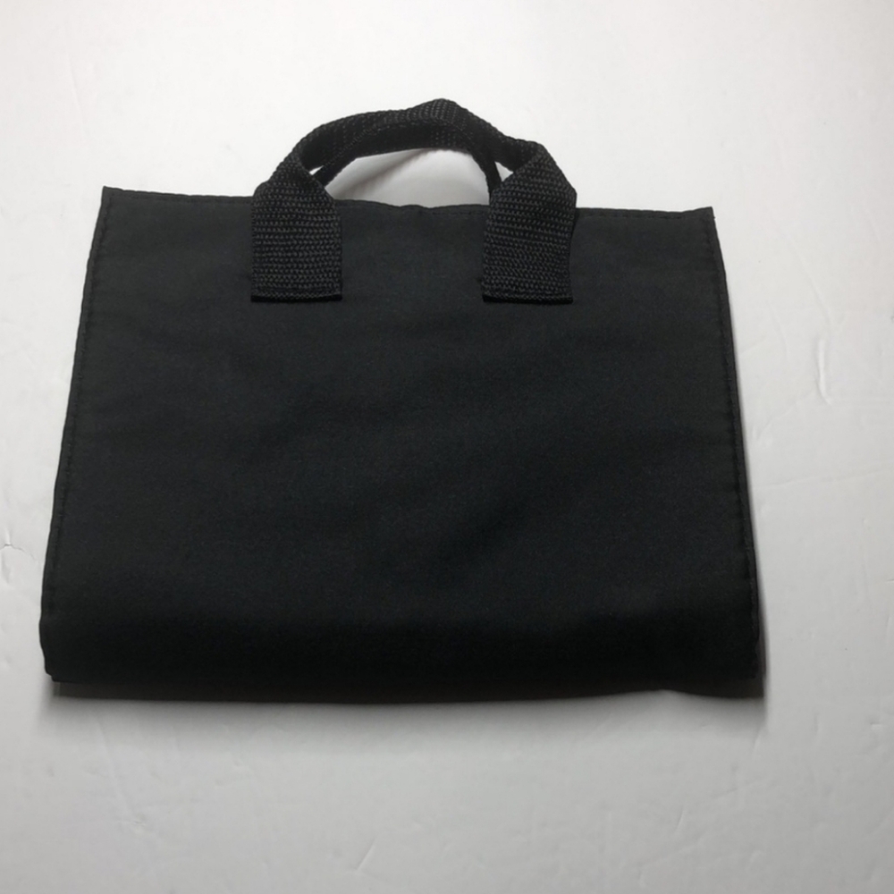 Mary Kay black makeup travel bag New - Picture 2 of 8